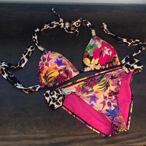 Leopard Tropical Print Bikini Size M Like New
